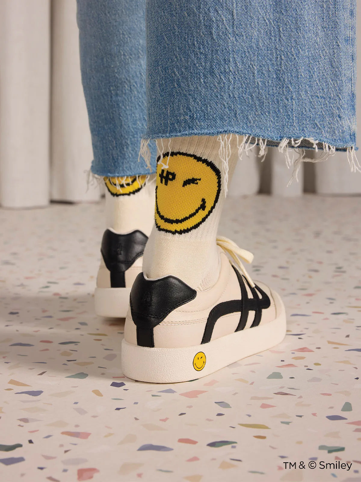 Calcetin Para Hombre Algodón Hp X Smiley World Crema Hush Puppies