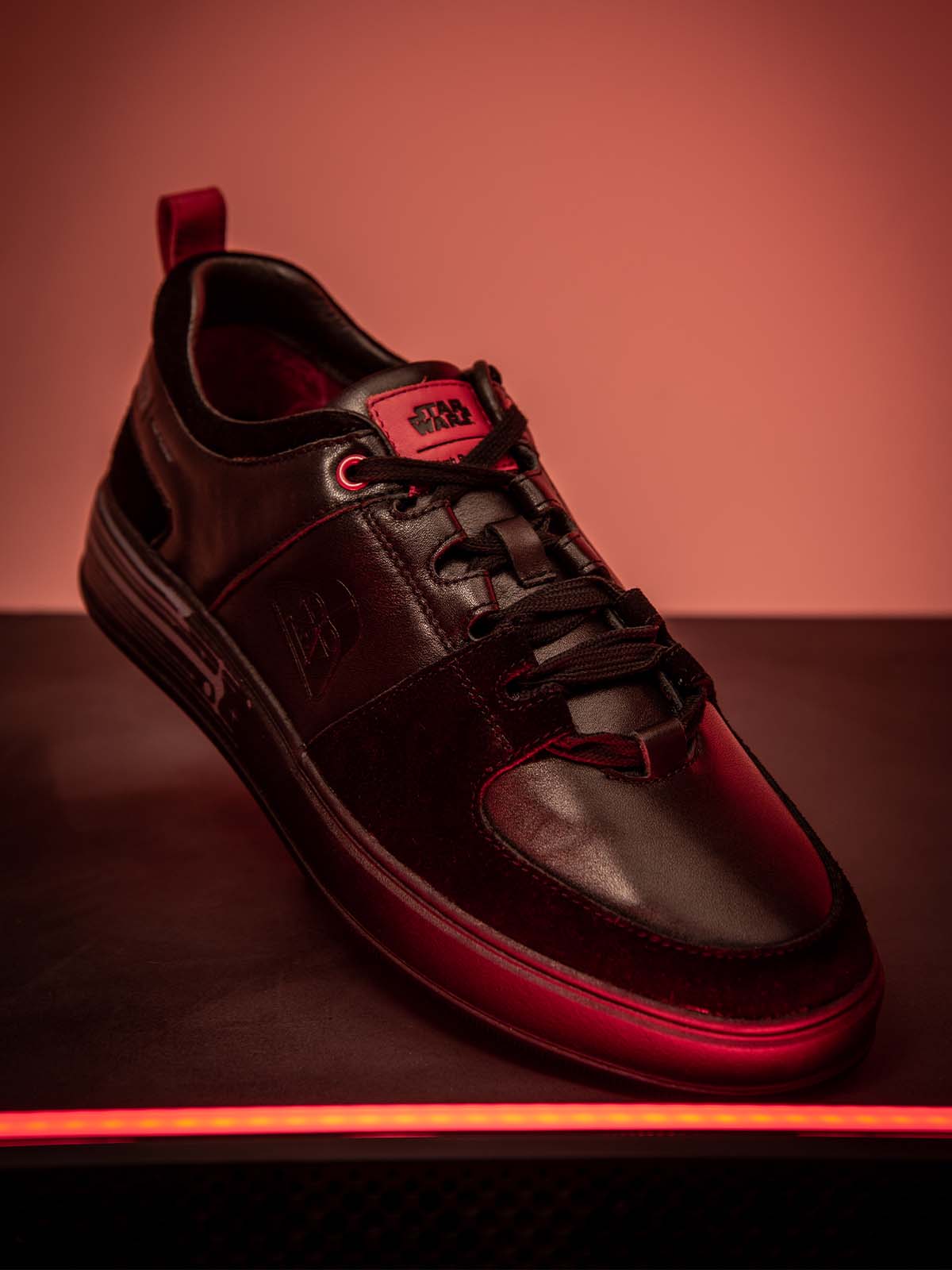 Zapatilla Darth Vader Cuero Hombre