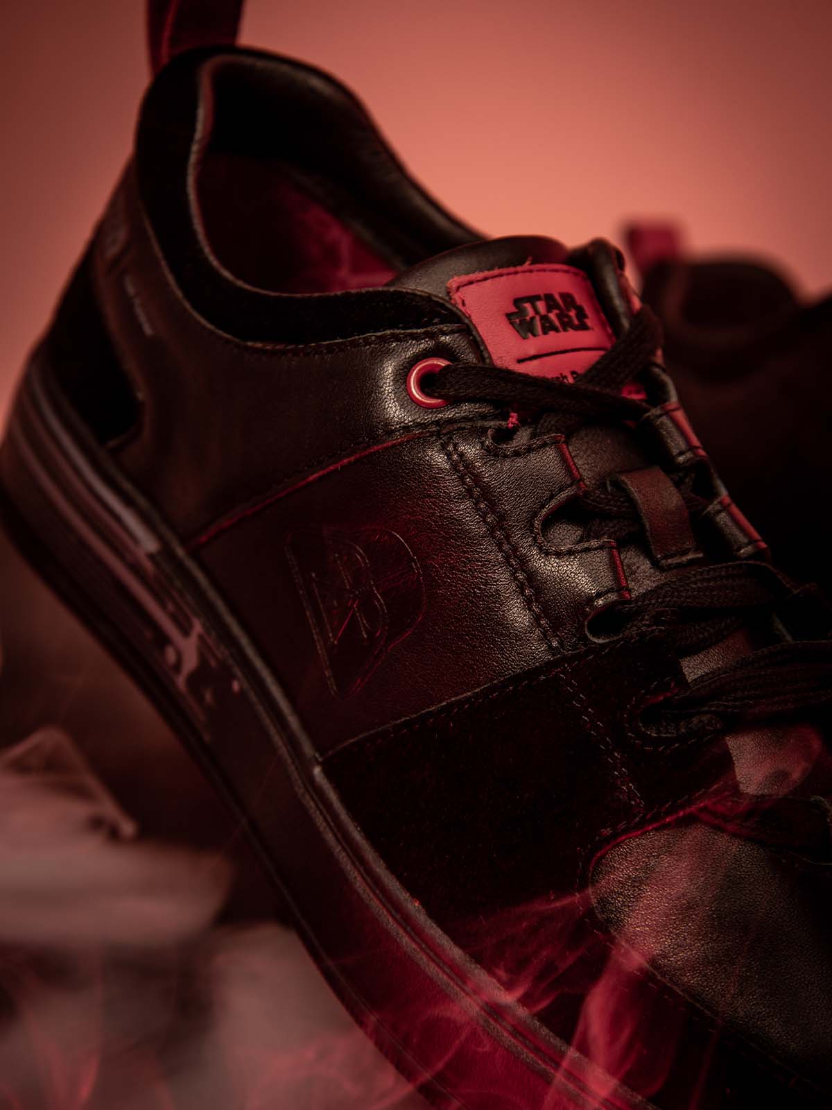 Zapatilla Darth Vader Cuero Hombre