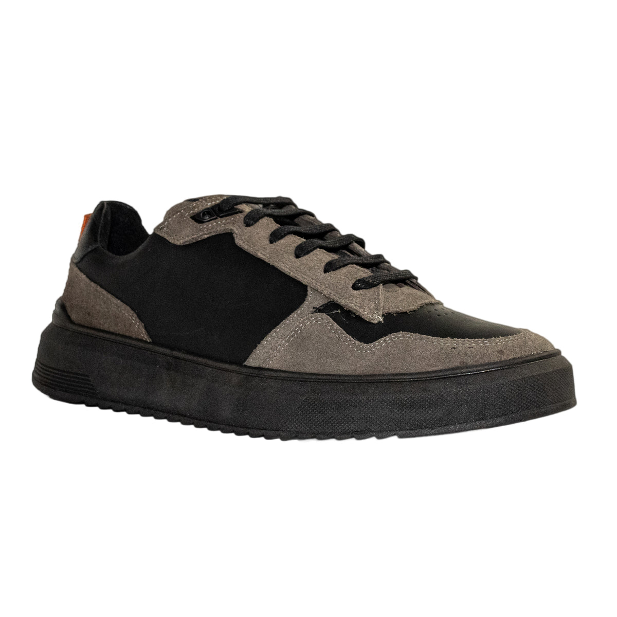Zapatilla Emiliano Cuero Hombre