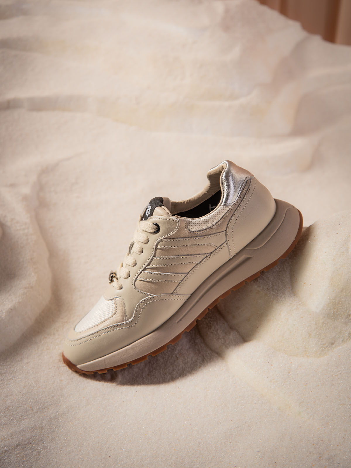 Zapatilla Leia-W Cuero Mujer