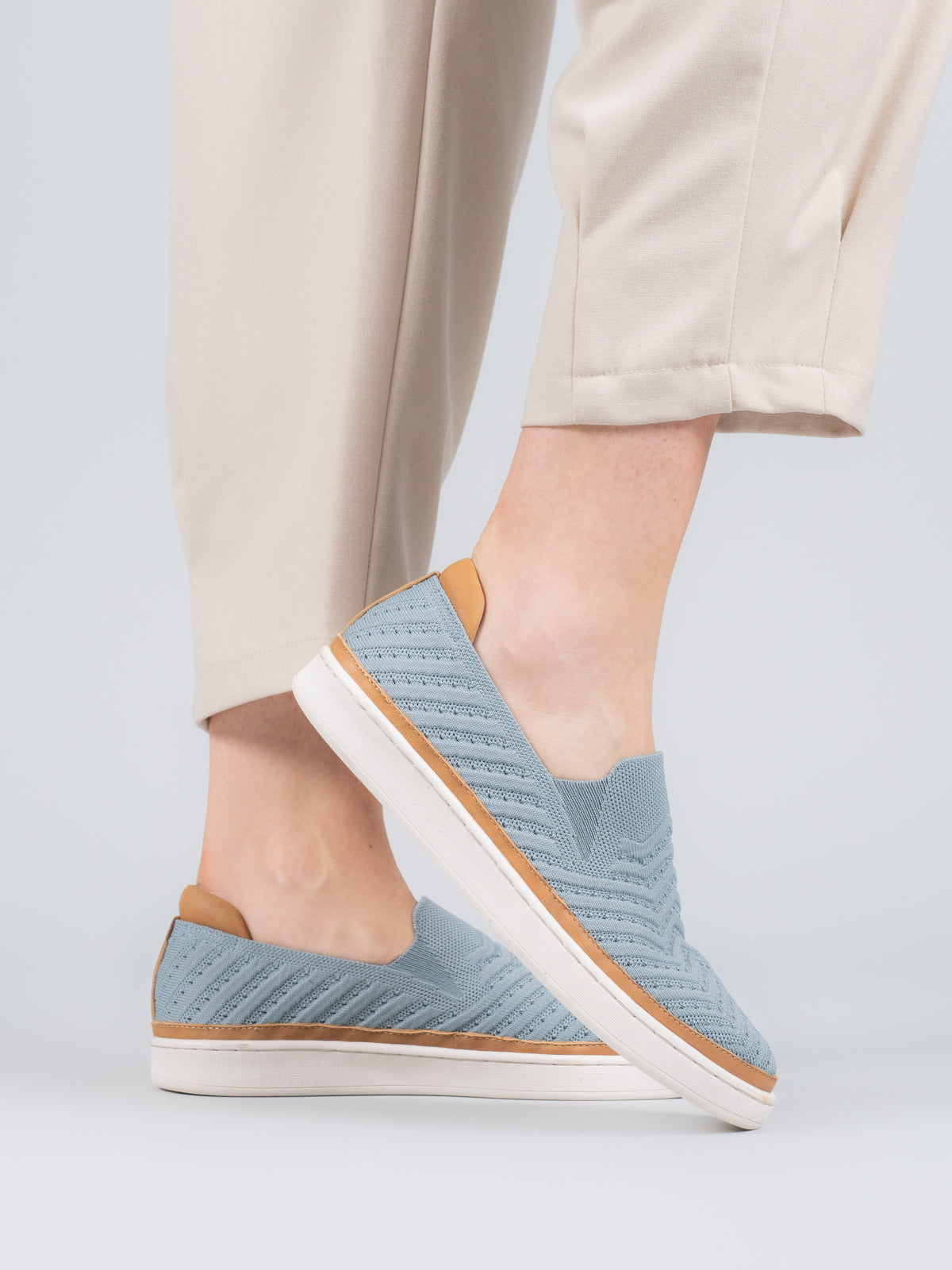 Zapatilla Trento  Mujer