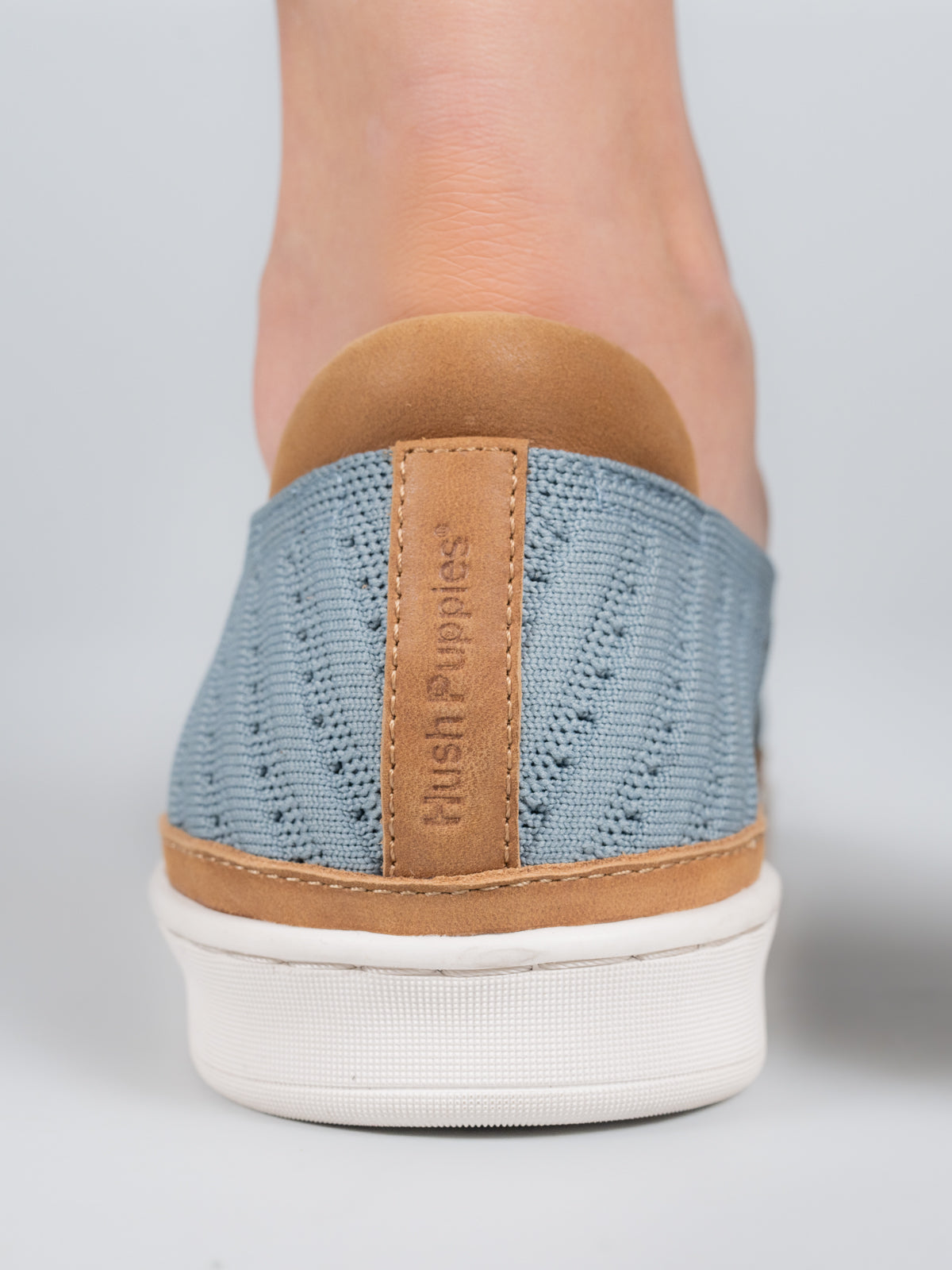 Zapatilla Trento  Mujer
