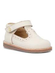 (02) White
